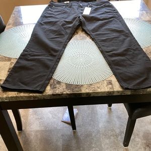 Levi’s 541 athletic taper Black jeans Regularly $70 selling for $25